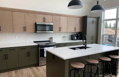 Nordegg House | Brand New Collieries Guest House with Fireplace