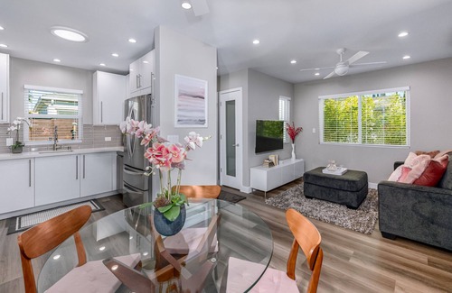Van Nuys Cottage | Brand New Cottage w/private yards & close to all!