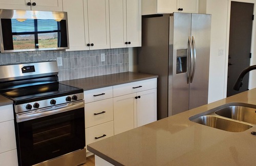 St. George Condo | Brand new exquisite 2-bedroom condo with water park in St. George/Hurricane.