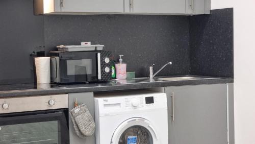 Haringey Apartment | Brand New Flat Close To Turnpike Lane Tube Station