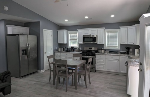 Big Creek House | Brand New Floating Home on Norris Lake : Sleeps 12 : Swim, Grill & Relax! #4