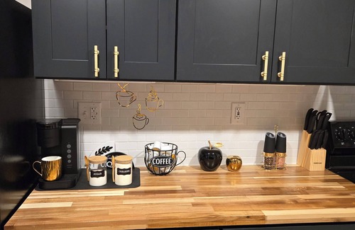 Greene Apartment | BRAND NEW fully renovated upstairs apartment in the heart of downtown Greene, NY