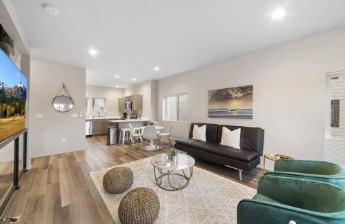Anacortes Apartment | *Brand New* Fully Updated Condo 910 in Anacortes