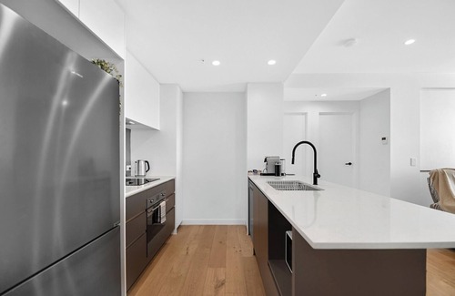 Southport Apartment | Brand New High-level Ocean View 2BR Retreat