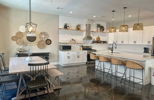 Hurricane House | Brand New Home! Pool, Games, relaxing space!