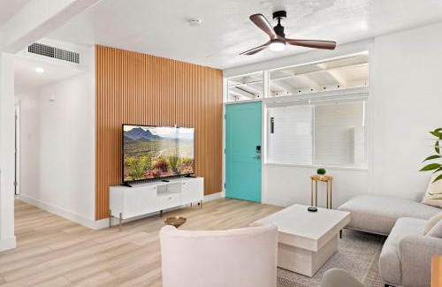 South Scottsdale House | Brand New Home W Parking Blocks From Oldtown- 1a