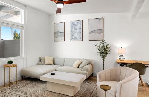 South Scottsdale House | Brand New Home W Parking Blocks From Oldtown- 1a