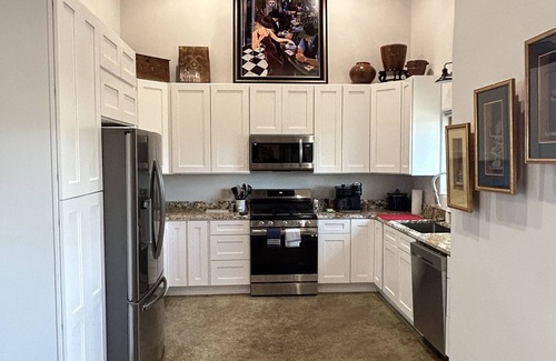 El Prado House | Brand New home with spectacular mountain views