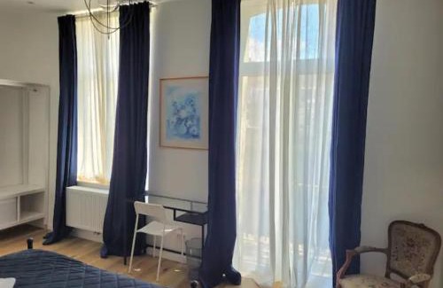 Brussels House | Brand new IRIS room with private bathroom and balcony