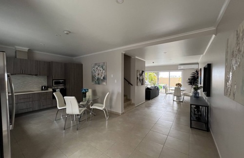 Oranjestad-West House | BRAND NEW LISTING Spacious family friendly townhome - steps from Eagle Beach