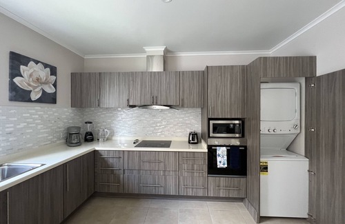 Oranjestad-West House | BRAND NEW LISTING Spacious family friendly townhome - steps from Eagle Beach