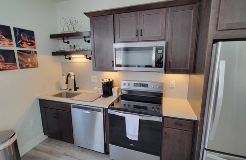 Traverse City Condo | BRAND NEW LISTINGnCozy 1-bedroom condo with WiFi, AC in fabulous Traverse City