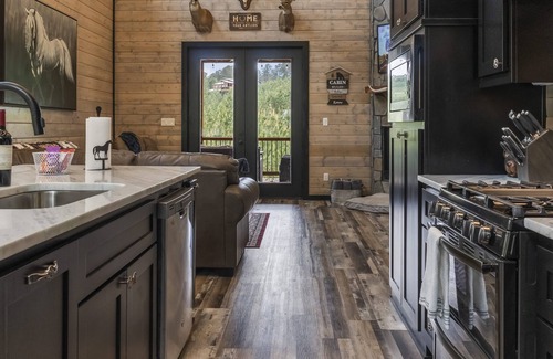 Broken Bow Cabin | Brand New Lonesome Dove Lookout- 2 Bdrm