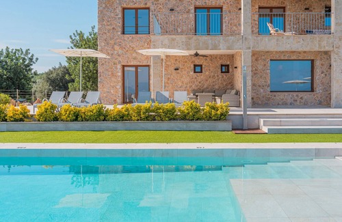 Pollensa Villa | Brand new luxury villa with 7 bedrooms, private pool and stunning sea views
