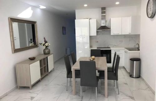Ta' Giorni Apartment | Brand new modern 2 bed 2 bath apt in St Julian's