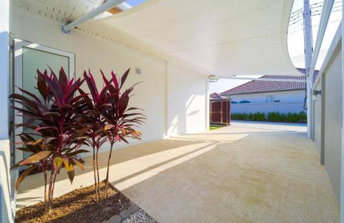 Hua Hin Villa | Brand-New Modern 3-Bedroom Villa - MB20