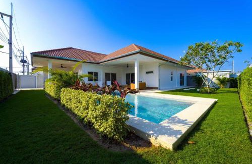 Hua Hin Villa | Brand-New Modern 3-Bedroom Villa - MB20
