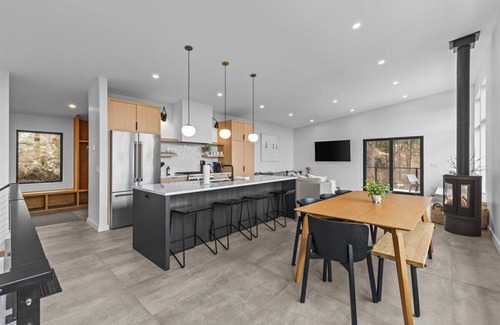 Stowe House | BRAND NEW! Modern Design w/Mountain Views&Fire Pit