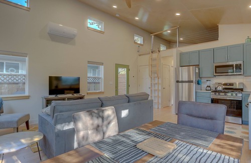 Larkspur House | Brand New Modern Mod Pod Home With Private Yard by Redawning