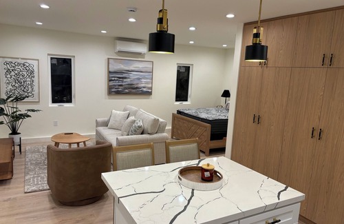 Malibu Canyon Apartment | Brand new modern studio in pleasant and quiet Calabasas.