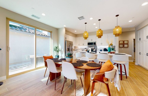 La Quinta House | Brand new mountain view home with pool, hot tub, & kitchen - center of PGA West