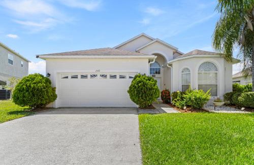 Crescent Lakes House | Brand "New" Oasis Smart TVs Pool Games 4 Beds
