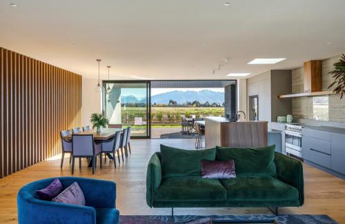 Wanaka House | Brand New on Rubus