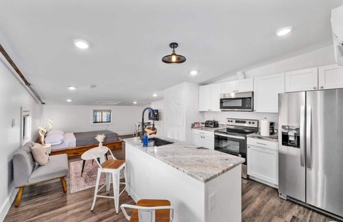 Over-the-Rhine Apartment | Brand New on the Streetcar line