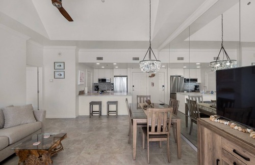 Long Beach Condo | BRAND NEW ON RENTAL! FULLY REMODELED! PENTHOUSE 1 BEDROOM!