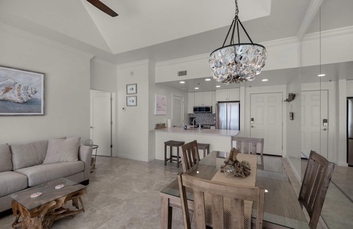 Long Beach Condo | BRAND NEW ON RENTAL! FULLY REMODELED! PENTHOUSE 1 BEDROOM!