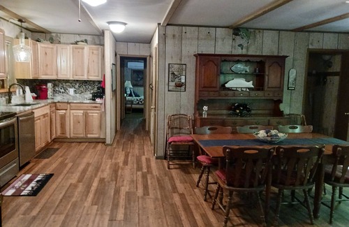 Hayesville Cabin | BRAND NEW OUTDOOR LIVING AREA ONnCREEK'S EDGE. Great spot to enjoy creeknn