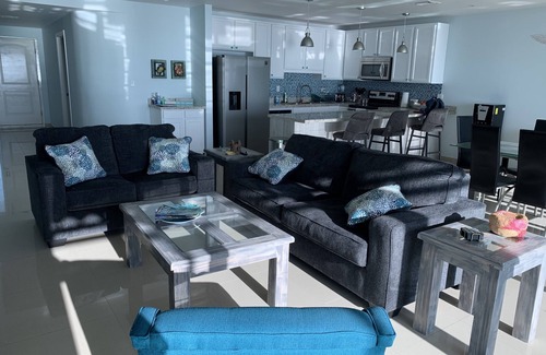 Cozumel Condo | Brand new Palmar 1bedroom penthouse on the 8th floor - Amazing View