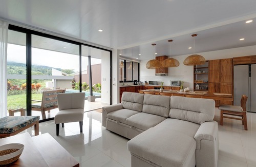 Arenal Hot Springs Villa | Brand new private villa, spectacular views, pool, jacuzzi, sun deck, BBQ, WiFi