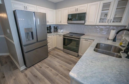 Windy Hill Condo | Brand New Remodel ! Let's plan the family VACATION! Luxury Ocean Front Condo.