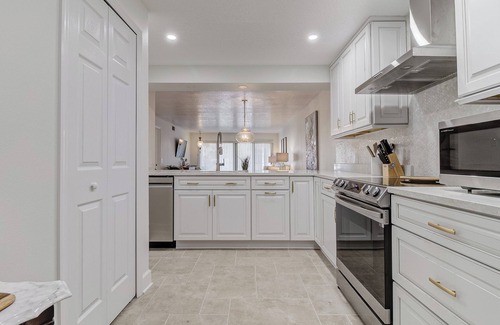 Cocoa Beach Condo | Brand New Renovated Unit with Partial Ocean View and Heated Pool, Hot Tub and Tennis Court