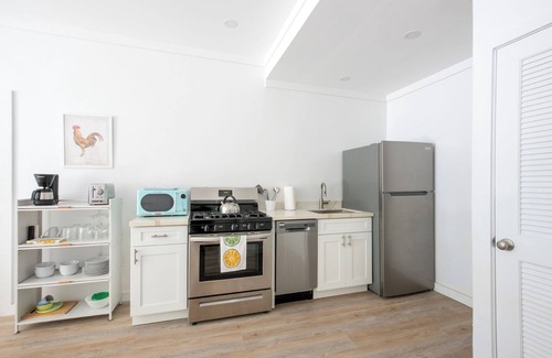 Governor's Harbour Condo | Brand New Stylish Apartment, Pool and Beach Access, Short Walk to Town