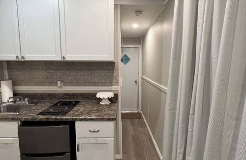 Steinhatchee Cabin | Brand New Tiny House- Walking Distance to SeaHag!
