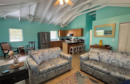 Estate Union and Mount Washington Villa | Brand new to VRBO! Beautiful 2-bedroom villa with ocean-views & private pool.