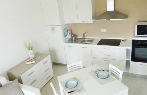 Viddalba Apartment | Brand new two-story apartment in residence with pool, equipped with washing machine