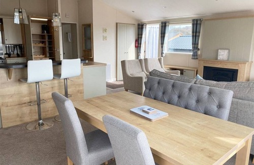 Ore Ski Chalet | Brand new unit to the hire fleet.