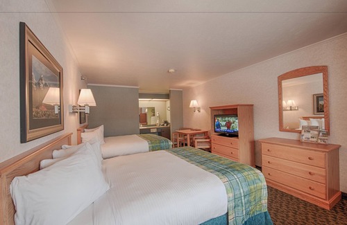 West Yellowstone Hotel | Brandin' Iron Inn