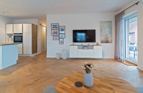 Dornumersiel Apartment | Brandneue Oberwohnung mit Infrarotsauna im Herzen von Dornumersiel