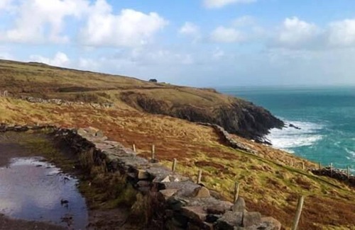 Brandon Cottage | BRANDON HOLIDAY HOME, family friendly in Cloghane, County Kerry