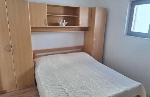 Baska Voda Apartment | Branko