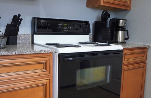 Branson Condo | Branson Bliss: 2BR Condo, Golf View, Near 76 Strip & Attractions!