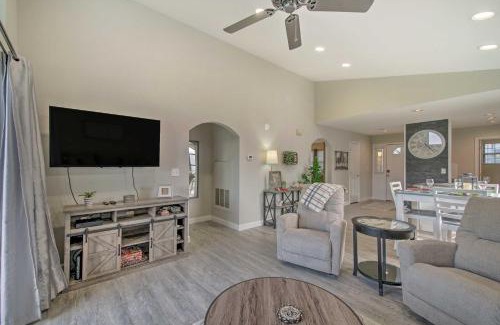Branson Apartment | Branson Escape 6 Mi to Silver Dollar City!