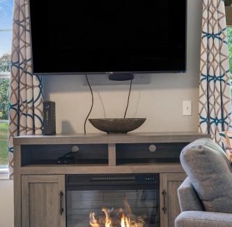Table Rock House | Branson Fall Creek Retreat with Deck Views