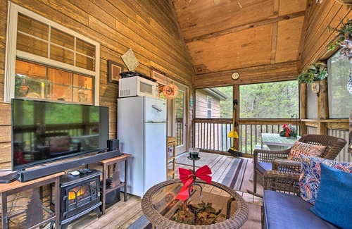 Branson West Cabin | Branson West Gem < 3 Mi to Silver Dollar City!