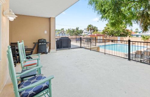 Tybee Island Apartment | Brass Rail 119