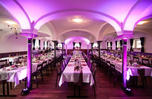 Oberstadion Hotel | Brauereigasthof Adler